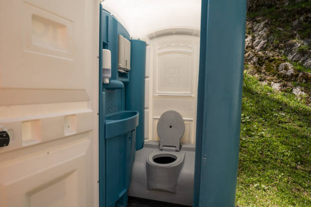 Best Long-term porta potty rental  in Belfair, WA